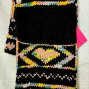 Betsey Johnson infinity scarf in an acrylic blend NWT